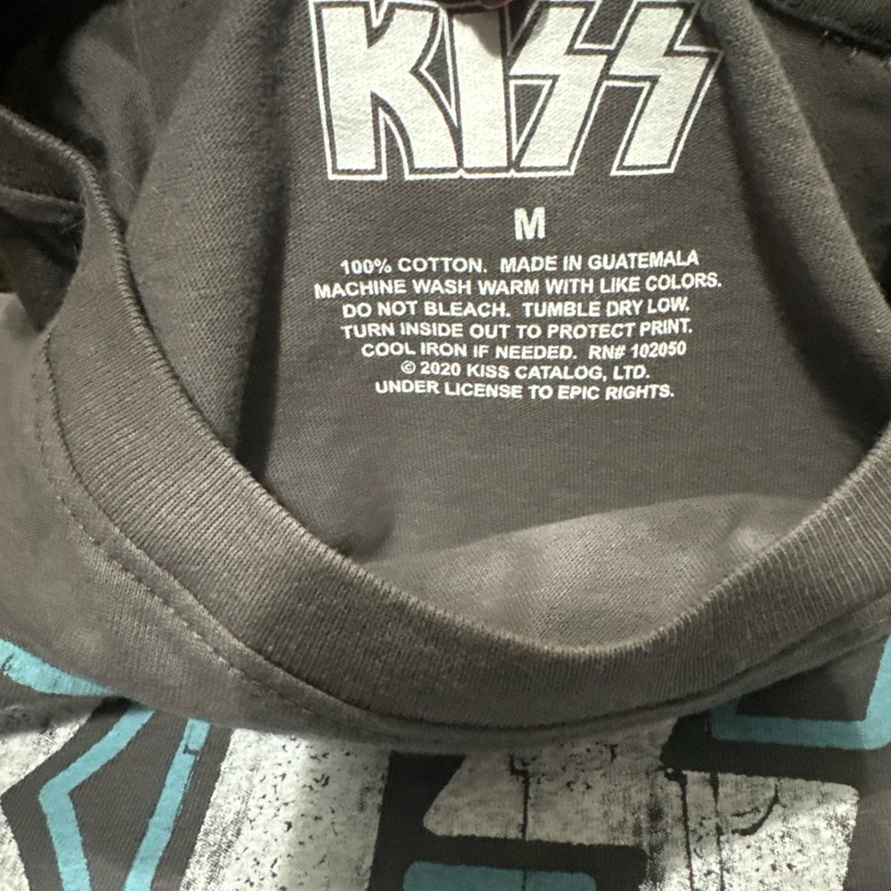 Official KISS Brand T-shirt M 100% Cotton Gray Band Tee - Picture 3 of 7